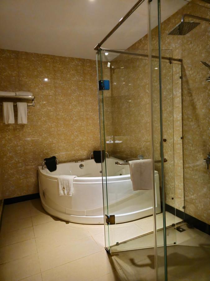 Grand Sydney Hotel Batam Extérieur photo